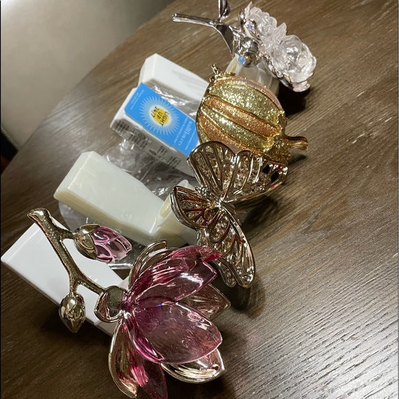 Bath & Body Works Wallflowers Bundle (4), EUC